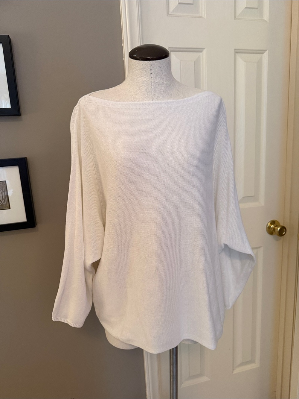 Muji Women's White Boatneck Lightweight Sweater